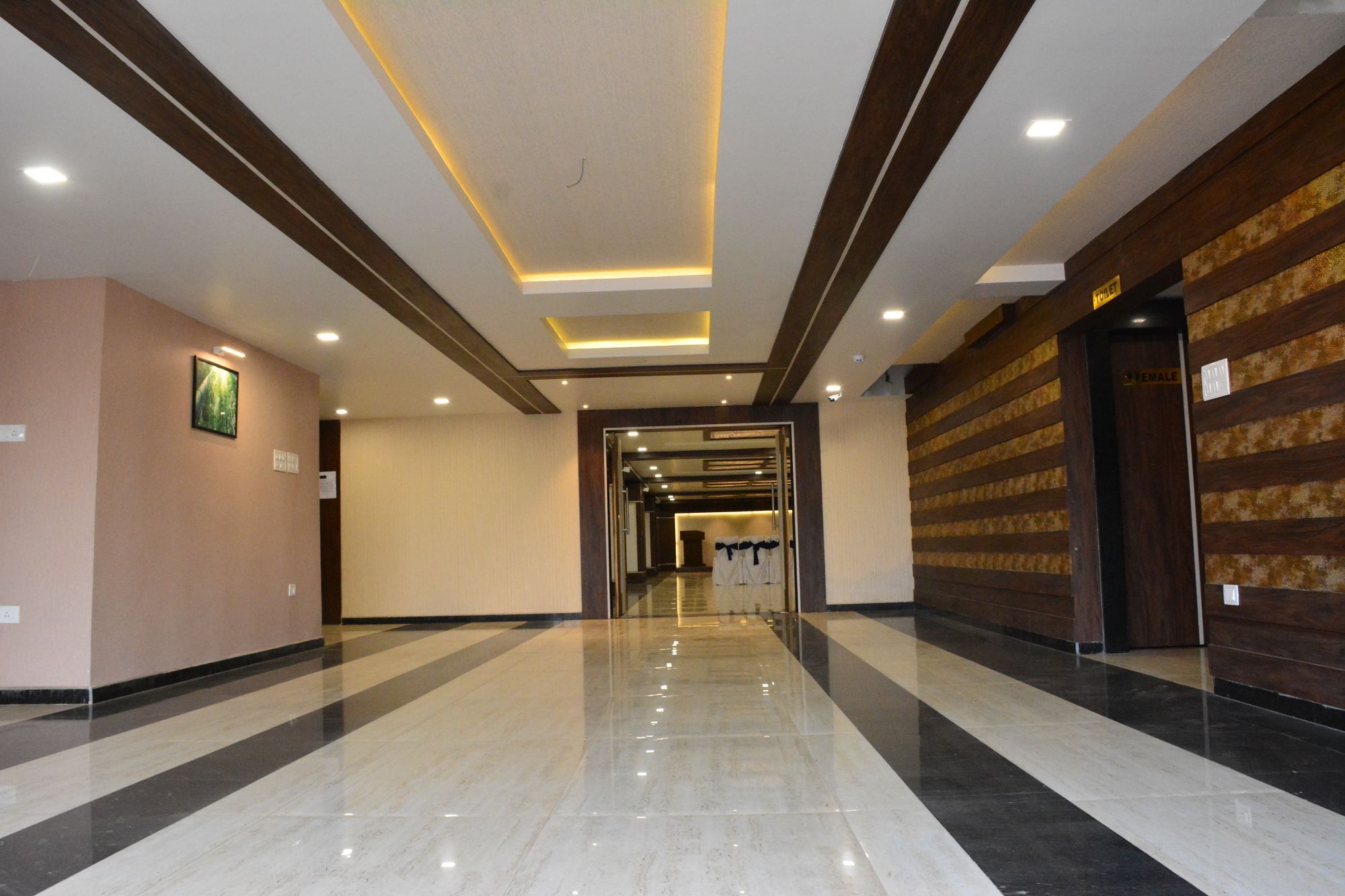 The Suncity Bhubaneswar Exterior photo